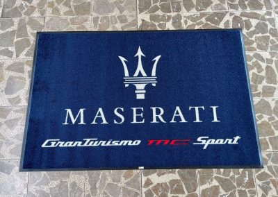 Rohož s logem Maserati